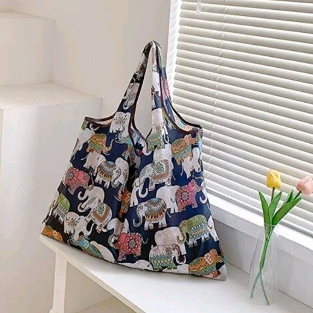 Elephant Pattern Tote - Picture 4 of 7